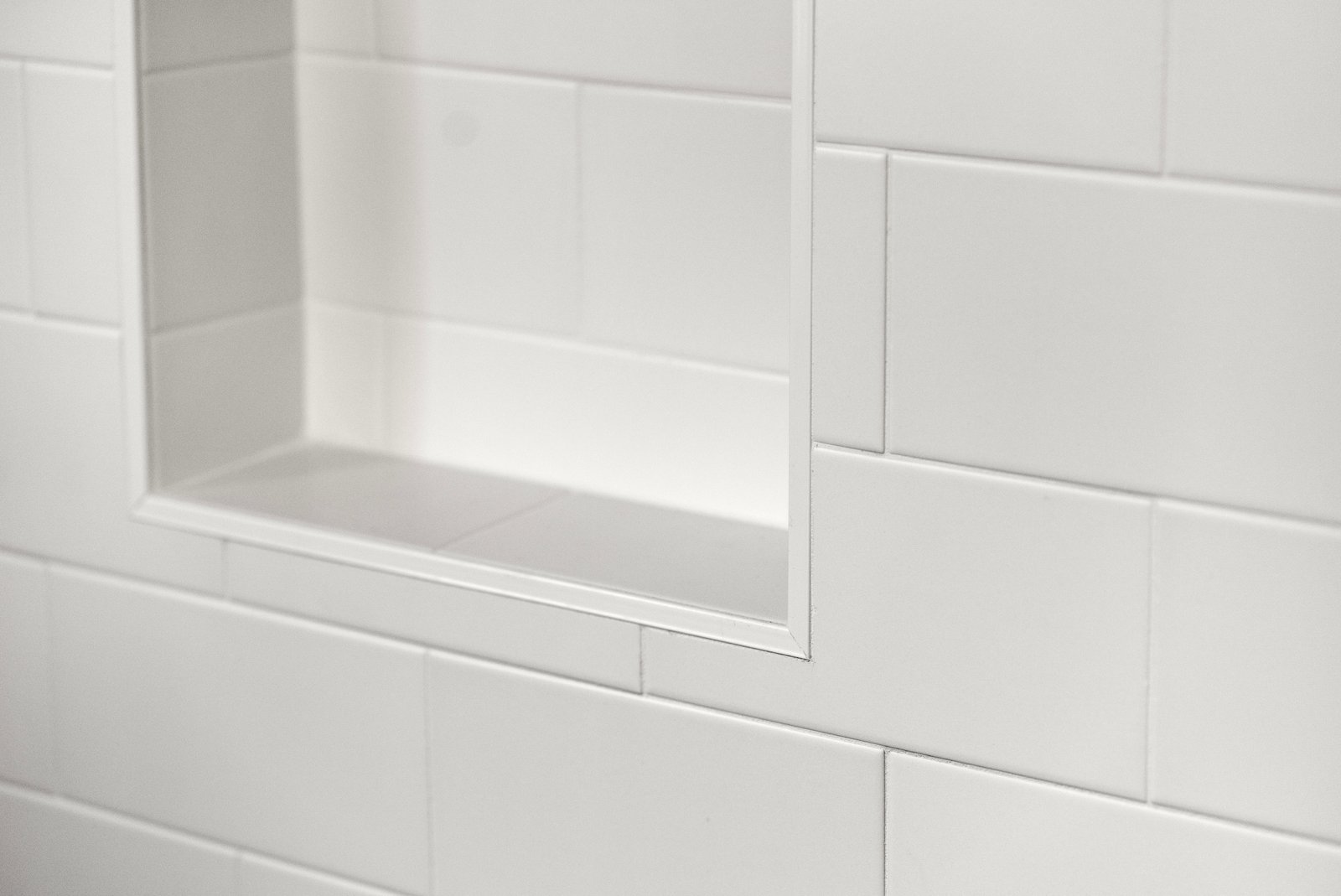Choosing the Right Shades for Your NJ Bathroom Remodel